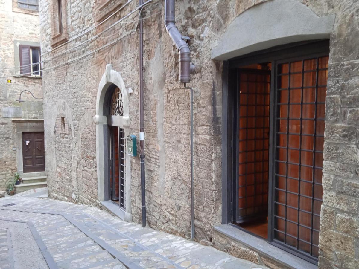 Casa Vacanza Todi Antica Exterior foto