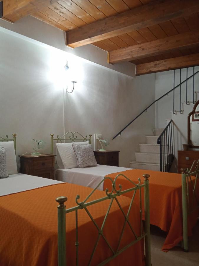 Casa Vacanza Todi Antica Exterior foto