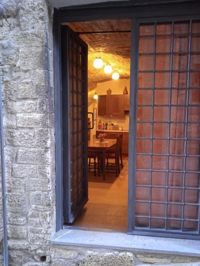 Casa Vacanza Todi Antica Exterior foto