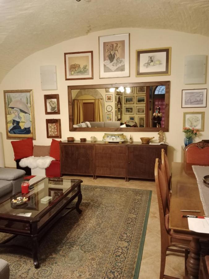 Casa Vacanza Todi Antica Exterior foto